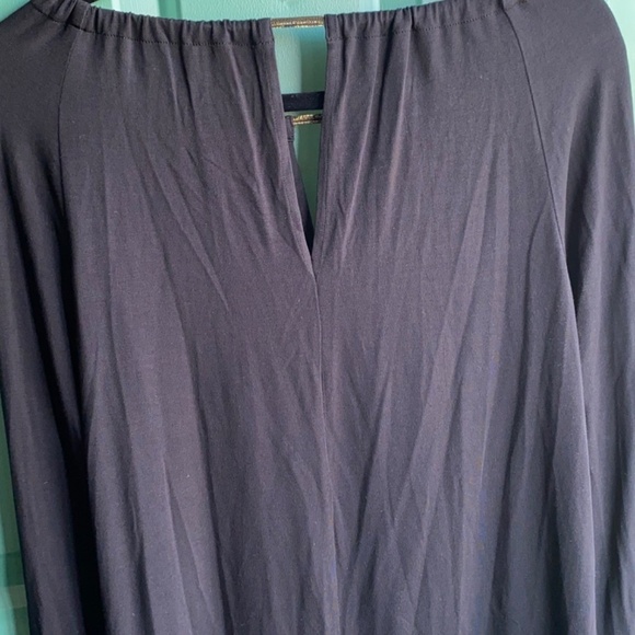 Ella Miss size medium soft black top - Picture 6 of 7